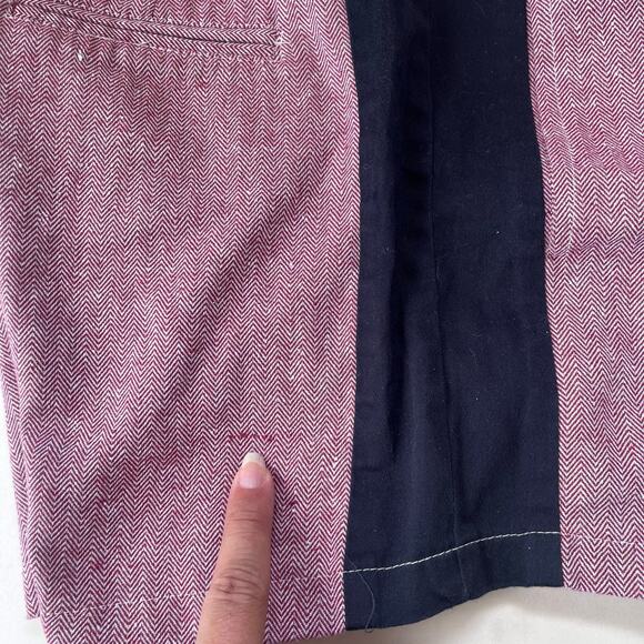 VALIJA Pleated Womens Shorts Sz Small ColorBlock Chevron High Rise 2" Red Preppy - Picture 7 of 9